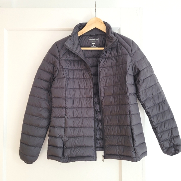 Light weight down jacket - Picture 8 of 12